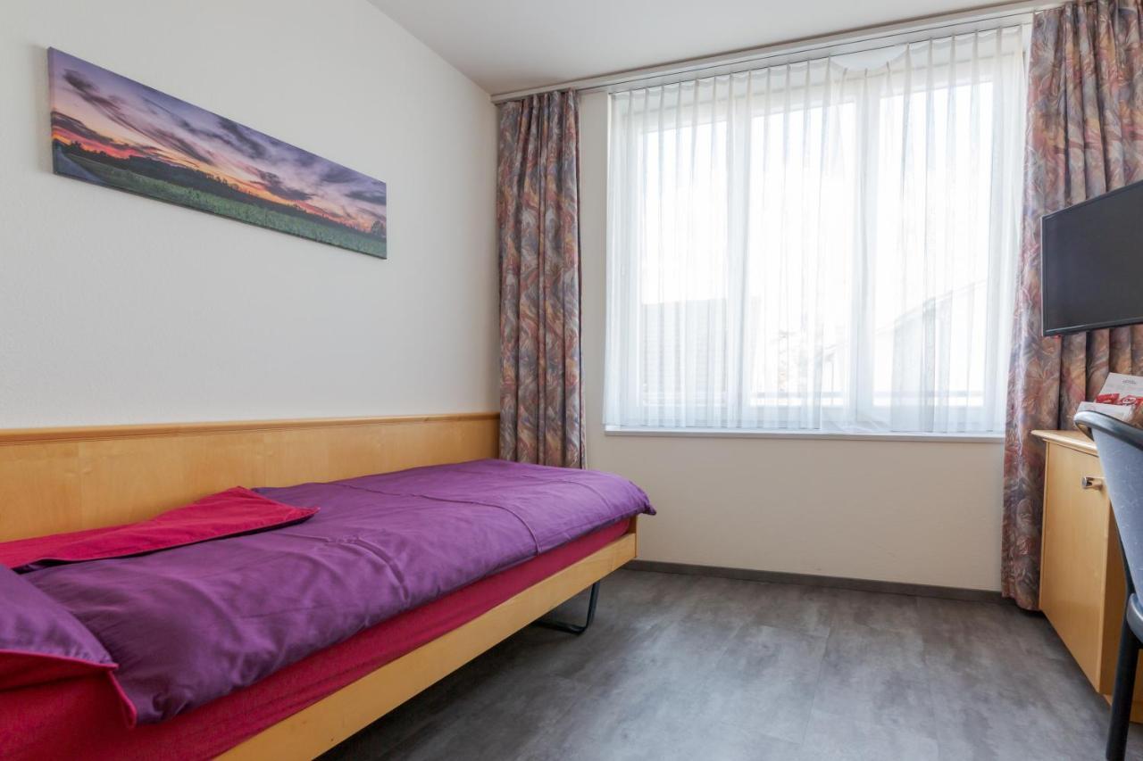 Hotel Rynach Reinach  Kültér fotó